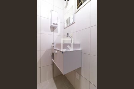 Apartamento para alugar com 65m², 2 quartos e 1 vagaBanheiro