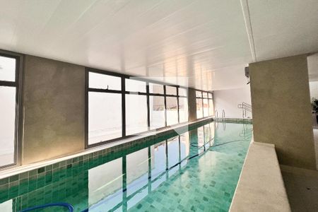 Studio à venda com 25m², 1 quarto e sem vagaPiscina