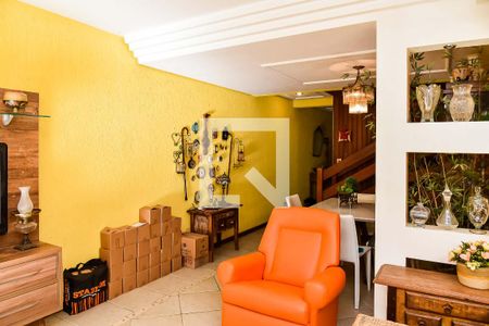 Sala de casa de condomínio para alugar com 3 quartos, 148m² em Vila Jardim, Porto Alegre
