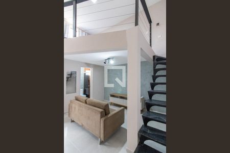 Sala de kitnet/studio para alugar com 1 quarto, 34m² em Jardim Santa Barbara, Guarulhos