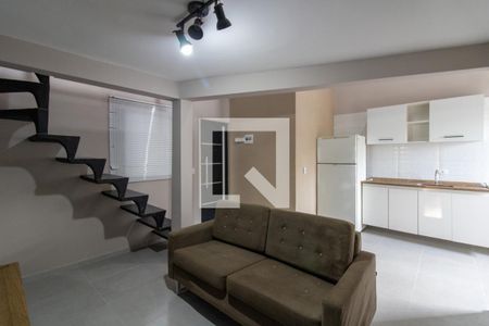 Sala de kitnet/studio para alugar com 1 quarto, 34m² em Jardim Santa Barbara, Guarulhos