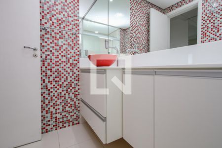 Apartamento à venda com 123m², 3 quartos e 2 vagas Apartamento à venda com 123m², 3 quartos e 2 vagasBanheiro da Suíte 1