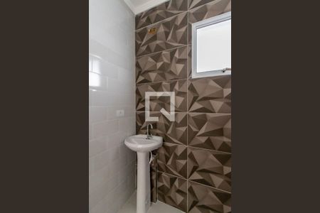 Apartamento para alugar com 55m², 2 quartos e 1 vaga Apartamento para alugar com 55m², 2 quartos e 1 vagaBanheiro