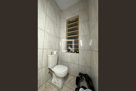 Casa à venda com 75m², 2 quartos e sem vagaBanheiro