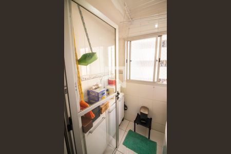 Apartamento à venda com 58m², 2 quartos e 1 vagaCozinha e Lavanderia