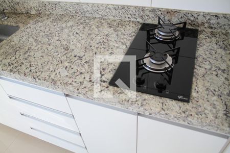 cozinha de apartamento para alugar com 1 quarto, 39m² em Setor Bueno, Goiânia