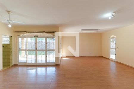 Salas de casa à venda com 3 quartos, 270m² em Parque das Universidades, Campinas