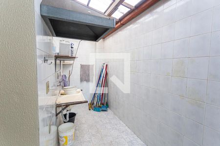 Apartamento à venda com 440m², 4 quartos e 5 vagas Apartamento à venda com 440m², 4 quartos e 5 vagasÁrea de Serviço 1
