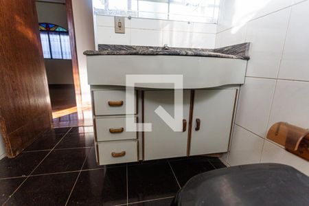 Apartamento à venda com 440m², 4 quartos e 5 vagas Apartamento à venda com 440m², 4 quartos e 5 vagasArmário do Banheiro Social 1