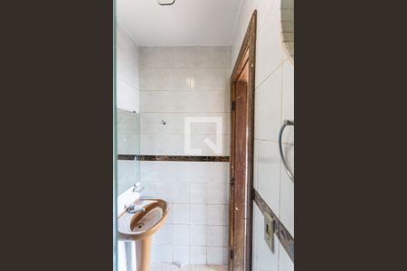 Apartamento à venda com 440m², 4 quartos e 5 vagas Apartamento à venda com 440m², 4 quartos e 5 vagasBanheiro Social do Terraço/Churrasqueira