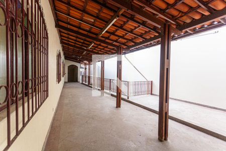 Apartamento à venda com 440m², 4 quartos e 5 vagas Apartamento à venda com 440m², 4 quartos e 5 vagasVaranda