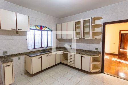 Apartamento à venda com 440m², 4 quartos e 5 vagas Apartamento à venda com 440m², 4 quartos e 5 vagasCozinha