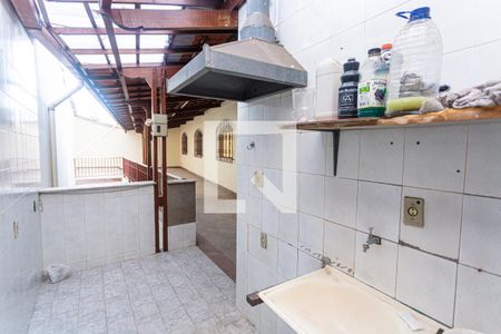 Apartamento à venda com 440m², 4 quartos e 5 vagas Apartamento à venda com 440m², 4 quartos e 5 vagasÁrea de Serviço 1