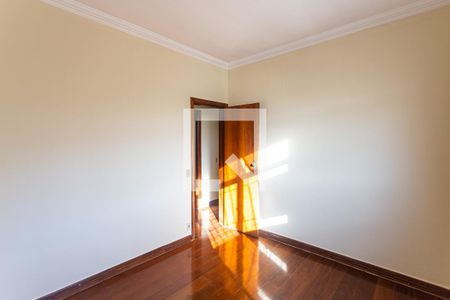 Apartamento à venda com 440m², 4 quartos e 5 vagas Apartamento à venda com 440m², 4 quartos e 5 vagasQuarto 4