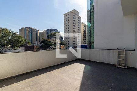 Varanda da Sala de casa para alugar com 2 quartos, 250m² em Indianópolis, São Paulo