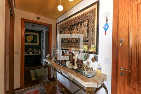 Apartamento à venda com 200m², 3 quartos e 3 vagasCorredor