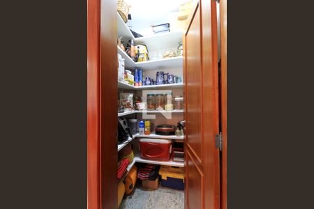 Apartamento à venda com 200m², 3 quartos e 3 vagasDespensa