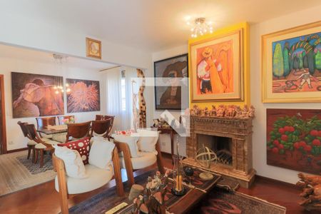 Apartamento à venda com 200m², 3 quartos e 3 vagasSala