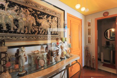 Apartamento à venda com 200m², 3 quartos e 3 vagasCorredor