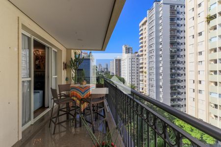 Apartamento à venda com 200m², 3 quartos e 3 vagasVaranda da Sala