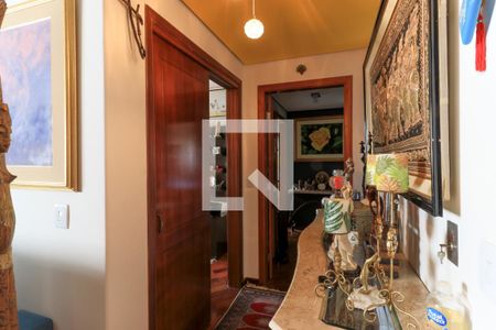 Apartamento à venda com 200m², 3 quartos e 3 vagasCorredor