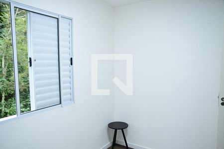 Quarto 1  de apartamento para alugar com 2 quartos, 47m² em Vila Monte Serrat, Cotia