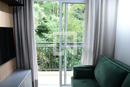 Sala de apartamento para alugar com 2 quartos, 47m² em Vila Monte Serrat, Cotia