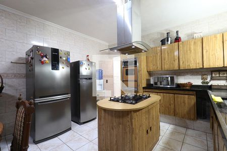 Casa à venda com 332m², 3 quartos e 1 vaga Casa à venda com 332m², 3 quartos e 1 vagaCozinha