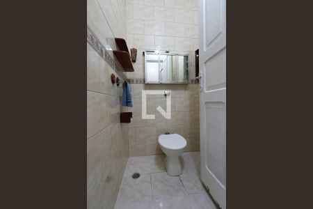 Casa à venda com 332m², 3 quartos e 1 vaga Casa à venda com 332m², 3 quartos e 1 vagaQuarto 1 Suíte - Banheiro