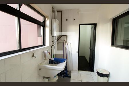 Apartamento para alugar com 130m², 4 quartos e 2 vagas Apartamento para alugar com 130m², 4 quartos e 2 vagasLavanderia