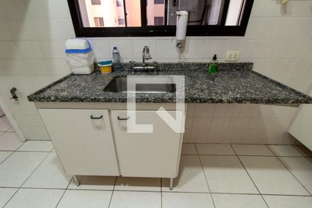 Apartamento para alugar com 130m², 4 quartos e 2 vagas Apartamento para alugar com 130m², 4 quartos e 2 vagasCozinha