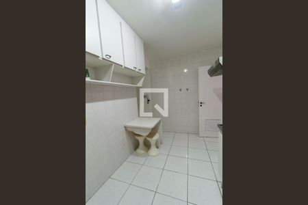 Apartamento para alugar com 130m², 4 quartos e 2 vagas Apartamento para alugar com 130m², 4 quartos e 2 vagasCozinha