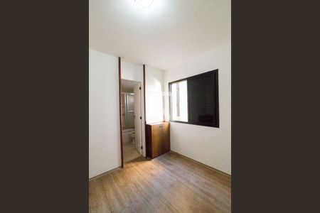 Apartamento para alugar com 130m², 4 quartos e 2 vagas Apartamento para alugar com 130m², 4 quartos e 2 vagasQuarto 2