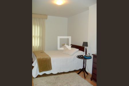 Casa à venda com 3 quartos, 199m² em Chácara Monte Alegre, São Paulo