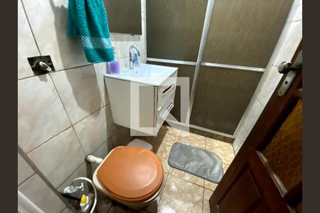 Banheiro  de casa para alugar com 4 quartos, 101m² em Parque Lafaiete, Duque de Caxias