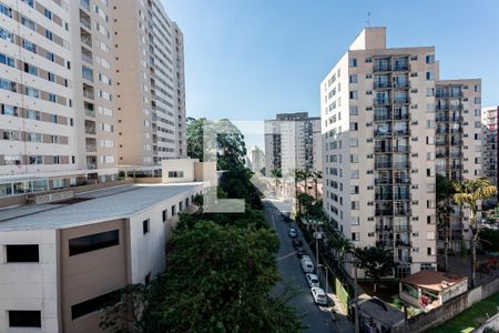 Vista do Quarto 1 de apartamento para alugar com 2 quartos, 47m² em Taboão, São Bernardo do Campo