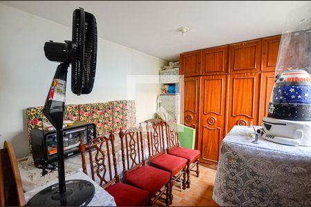 Casa à venda com 150m², 4 quartos e 2 vagasQuarto 4