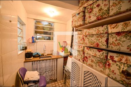 Casa à venda com 150m², 4 quartos e 2 vagasCozinha