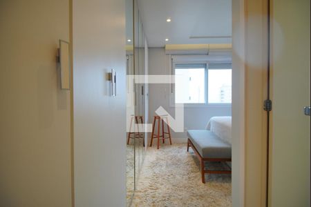 Apartamento à venda com 77m², 2 quartos e 2 vagasQuarto  Suíte 