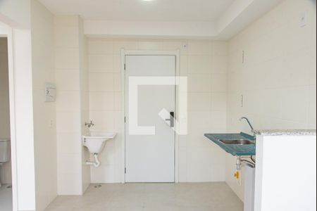 Sala/cozinha de apartamento à venda com 2 quartos, 32m² em Cambuci, São Paulo