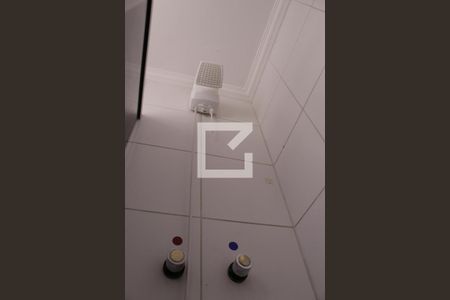 Apartamento à venda com 56m², 2 quartos e sem vagaChuveiro