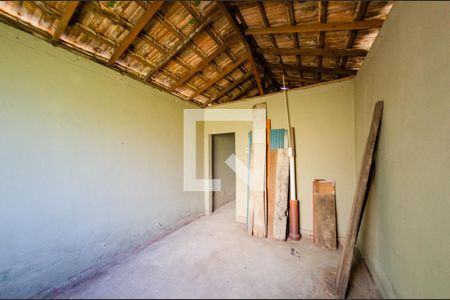 Casa à venda com 194m², 3 quartos e 3 vagasCasa de fundos
