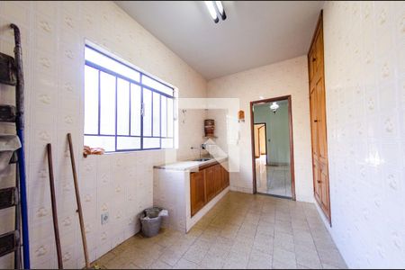 Casa à venda com 194m², 3 quartos e 3 vagasCozinha
