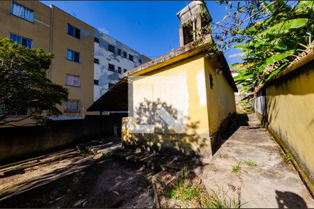 Casa à venda com 194m², 3 quartos e 3 vagasQuintal