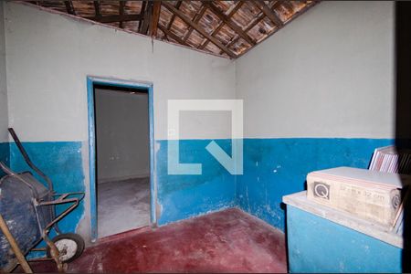 Casa à venda com 194m², 3 quartos e 3 vagasCasa de fundos