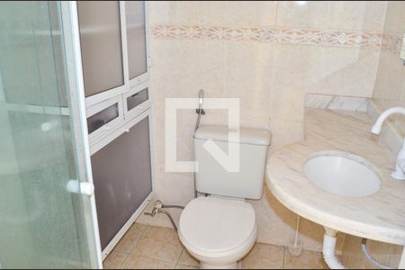 Apartamento à venda com 64m², 3 quartos e 1 vaga Apartamento à venda com 64m², 3 quartos e 1 vagaBanheiro