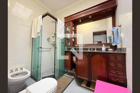 Casa para alugar com 306m², 4 quartos e 4 vagasBanheiro da Suíte 2