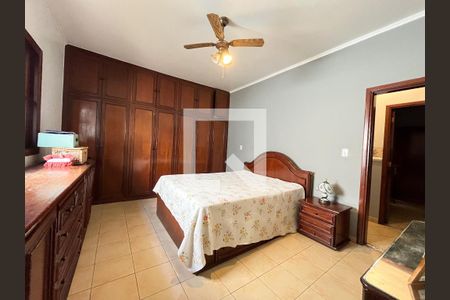 Casa para alugar com 306m², 4 quartos e 4 vagasSuite 1