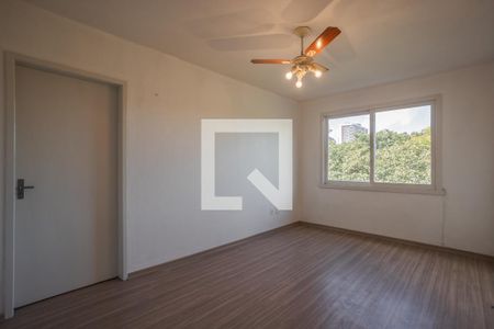 Sala de apartamento para alugar com 2 quartos, 60m² em Passo da Areia, Porto Alegre