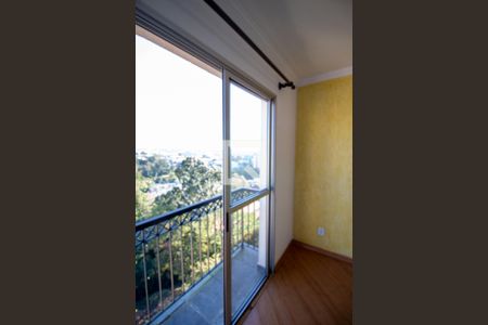 Sala / Varanda de apartamento para alugar com 2 quartos, 53m² em Vila Carmosina, São Paulo